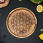 Preview: Serviertablett aus Mangoholz "Blume des Lebens" von oben gesehen